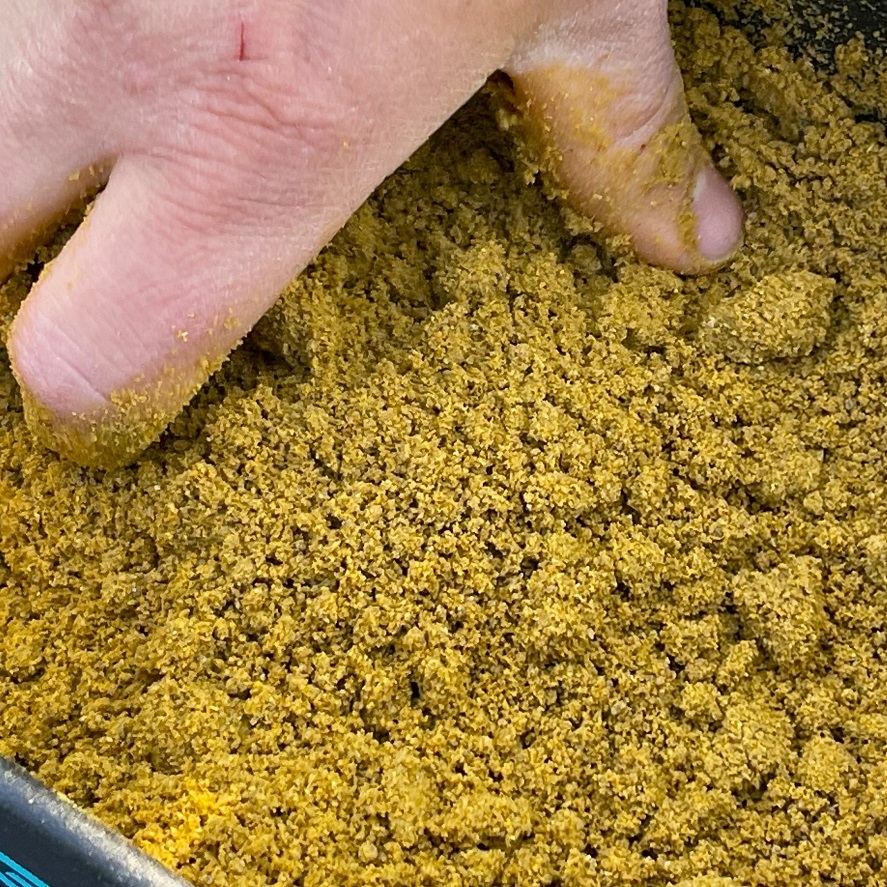 Nejlepší krmení na method feeder: silná vůně karamelu
