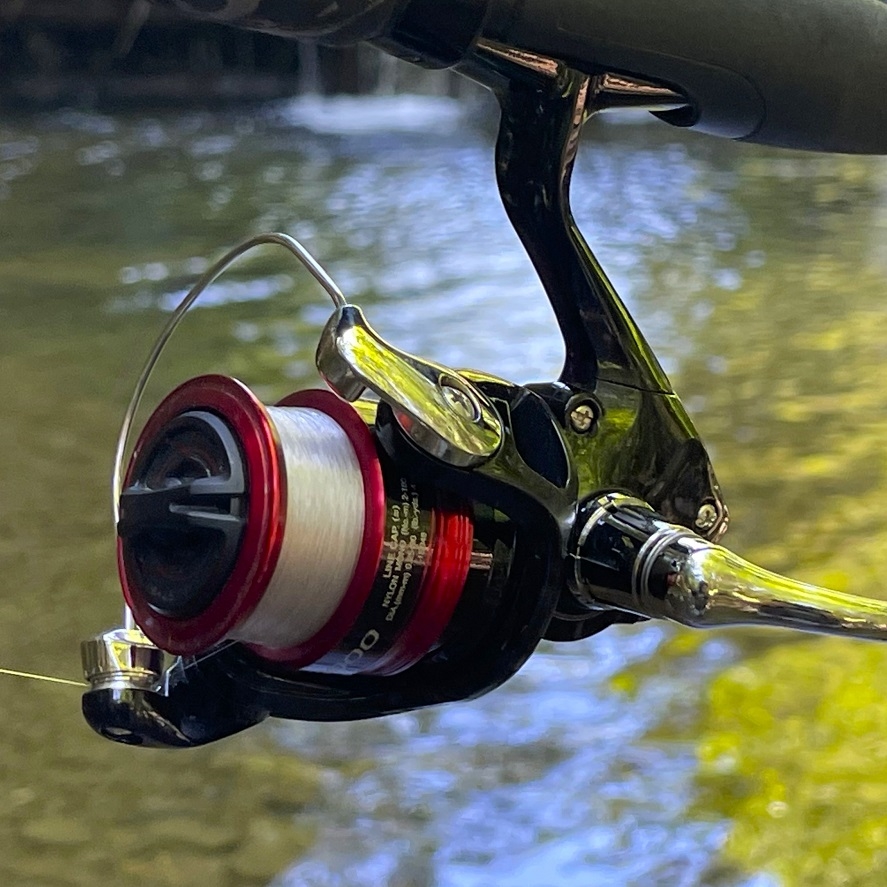 Naviják na pstruhy Shimano: kvalita za nízkou cenu