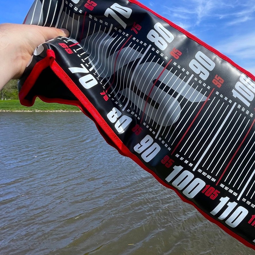 Podložka pod jesetera: nutnost při chytání jeseterů