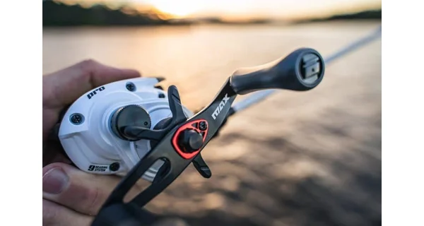 ABU GARCIA - Multiplikátor Max Pro Low Profile Reel 200 SD LH