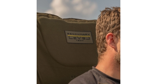 AVID - Křeslo Benchmark Leveltech Recliner Chair