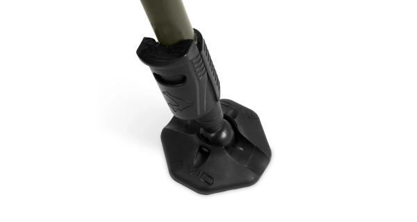 AVID - Křeslo Revolve X Armchair