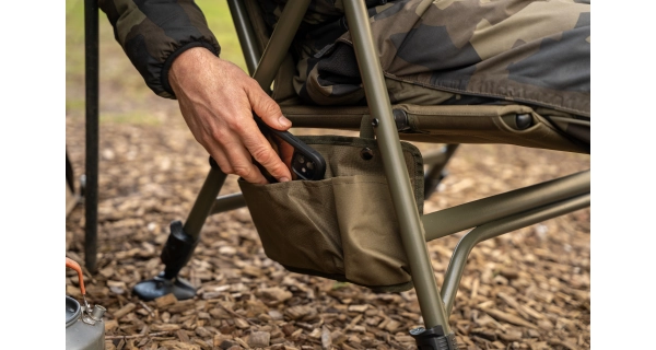 AVID - Křeslo Revolve X Armchair