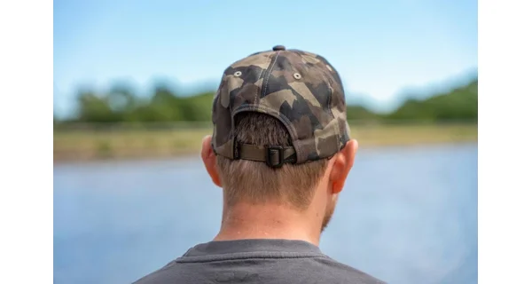 AVID - Kšiltovka Distortion Dark-Camo Cap