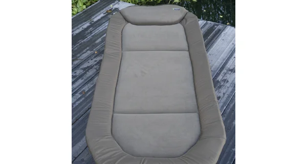 AVID - Lehátko Benchmark Lite Memory Foam Bed