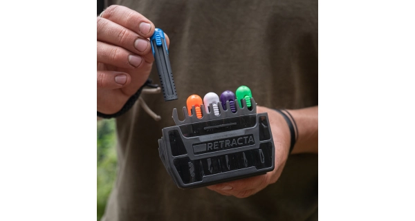 AVID - Pouzdro na jehly Retracta Tool Storage Case