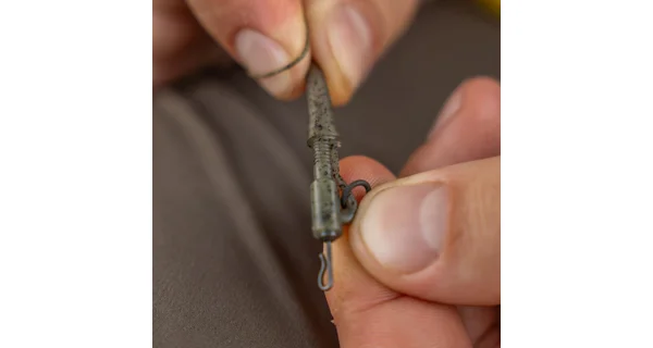 AVID - Převleky na závěsky Outline FleckTone Tail Rubber 10 ks