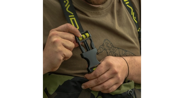 AVID - Prsačky Distortion Camo Chest Waders vel. 42