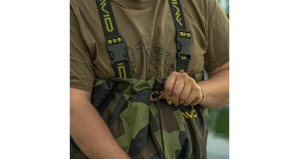 AVID - Prsačky Distortion Camo Chest Waders vel. 43
