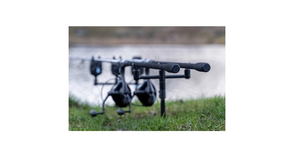 AVID - Prut Carp Revolve R 3 m 3 lb