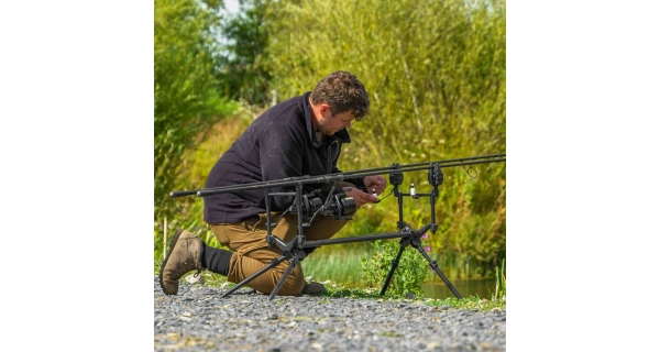 AVID - Stojan na pruty Revolve Multi Pod