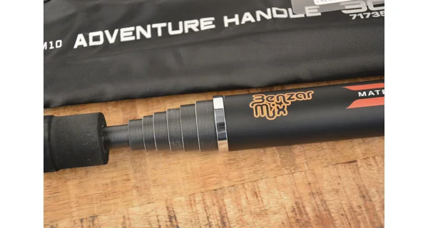 BENZAR MIX - Podběráková tyč Adventure Handle 3 m