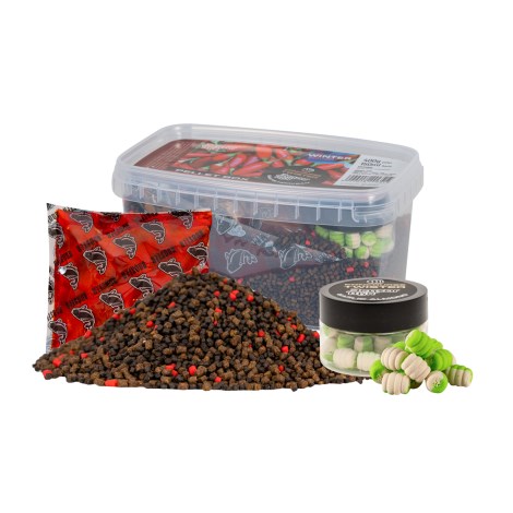 BENZAR MIX - Zimní sada Pellet box + aroma + boilies Concourse Twister Chilli Klobása 400 g 150 ml 30 ml