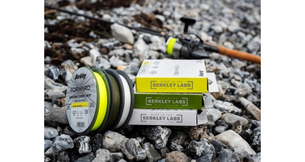 BERKLEY - Splétaná šňůra Forward Flame Green 0,17 mm 5,7 kg 150 m