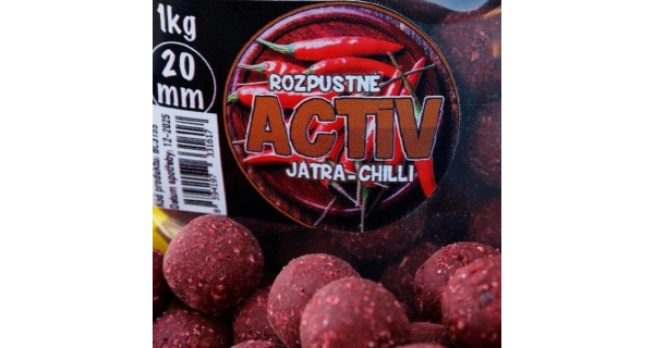 BLACK CARP - Boilies Activ 20 mm 1 kg Játra Chilli