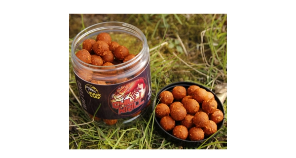 BLACK CARP - Wafters 14 mm 130 g Chilli Krill