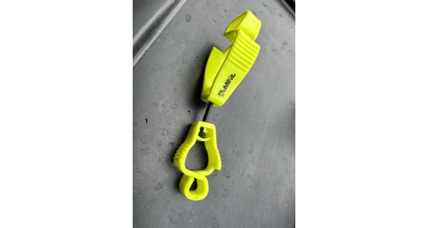 BLACK CAT - Karabina Multi Clip