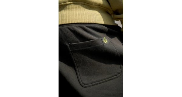 BLACK CAT - Kraťasy Black Jogger Shorts vel. L
