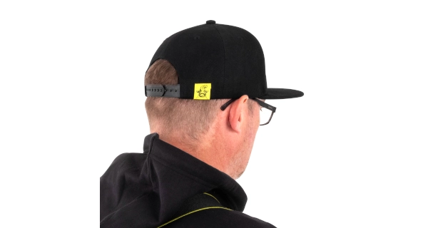BLACK CAT - Kšiltovka Black Flat Peak Cap