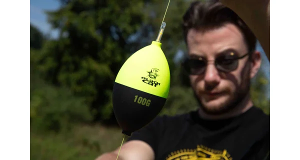 BLACK CAT - Splávek Hard Core Beacon Float 200 g