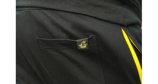 BLACK CAT - Tepláky Black Joggers vel. 3XL