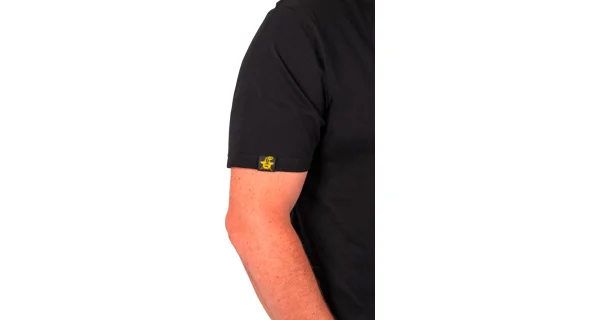 BLACK CAT - Tričko Chase Dreams Black Tee vel. 3XL