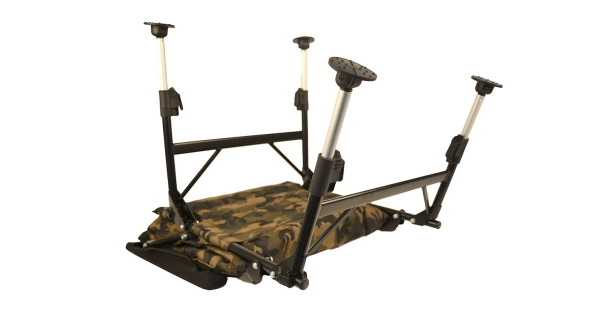 CARP EXPERT - Křeslo Comfort Camo