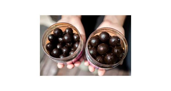 CARP INFERNO - Boosted Boilies 24 mm 300 ml Chaos