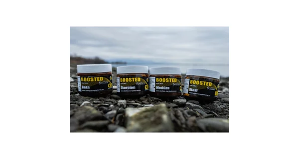 CARP INFERNO - Boosted boilies Hot Line 20 mm 300 ml Škorpion