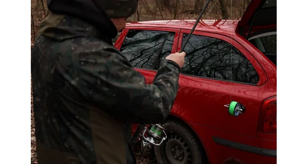 CARP'R'US - Držák pro návin vlasců Line Assistant