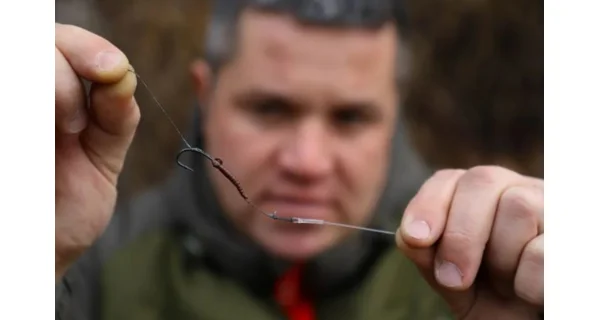 CARP'R'US - Hotový návazec Combi Rig Stifflink Predator vel. 4 9,5 cm 50 lb 2 ks