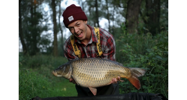 CARPSTYLE - Zimní čepice burgundy beanie
