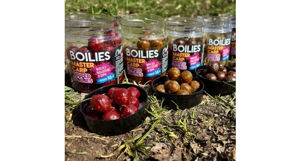CHYTIL - Dipované boilies Master Carp 20 mm 120 g Nahnilý krab