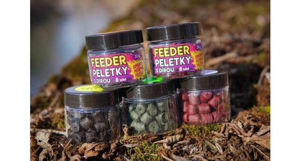 CHYTIL - Feeder peletky s dírou 8 mm 30 g Česnek
