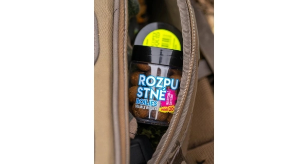 CHYTIL - Rozpustné boilies 16 mm 120 g Skunk