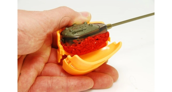 CRALUSSO - Plnící forma Method Shell oranžová