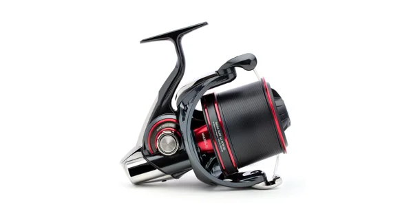 DAIWA - Naviják 26 Tournament Basia Serf 45 SCW QD
