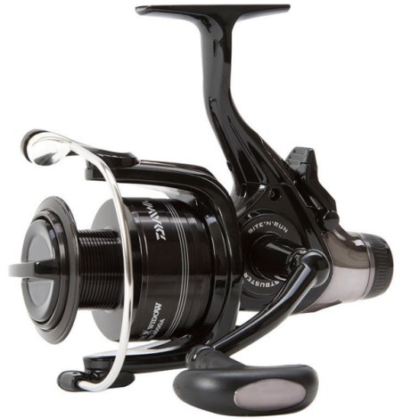DAIWA - Naviják Black Widow BR 5000A