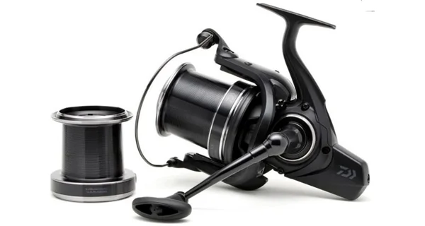 DAIWA - SET 2x naviják 23 Emblem 45 SCW QD