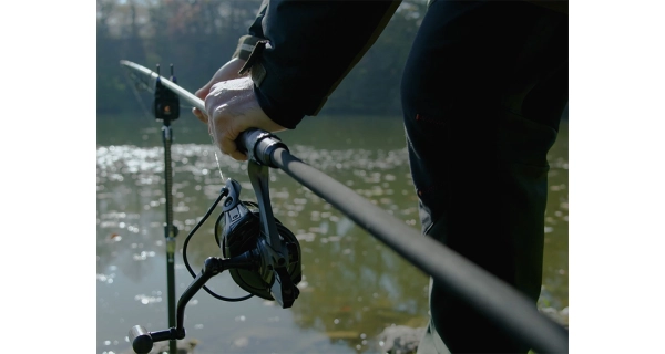 DELPHIN - Prut Etna Camo LongSHOT+ 3,6 m 3,35 lb
