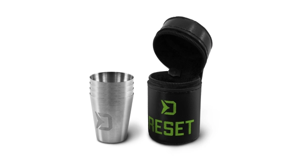 DELPHIN - Set nerezových pohárků Reset 4v1