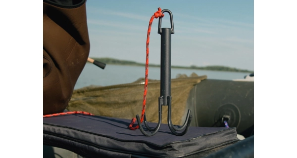 DELPHIN - Uvolňovací kotva pro montáž HELP