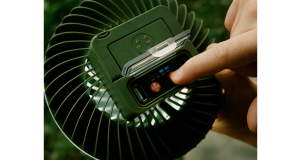 DELPHIN - Ventilátor se světlem Ventix 4400 mAh
