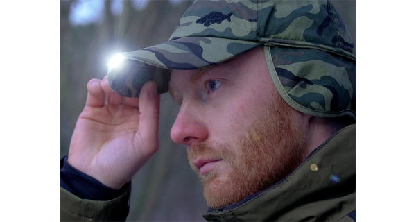 DELPHIN - Zimní kšiltovka LED OutLINE Camo