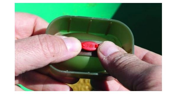 EXTRA CARP - Krmítko Method Feeder 60 g