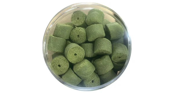 FISHMAX - Chytací pelety Amur Speciál 20 mm 500 ml
