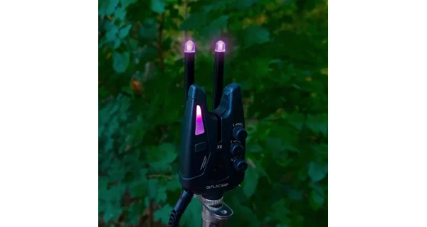 FLACARP - Svítící záchytné uši Ears2 s LED Fialová