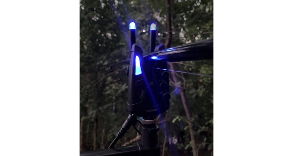 FLACARP - Svítící záchytné uši Ears2 s LED Zelená