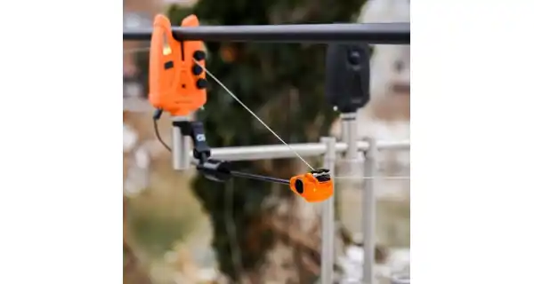 FLACARP - Swinger FSW1-LED Oranžová