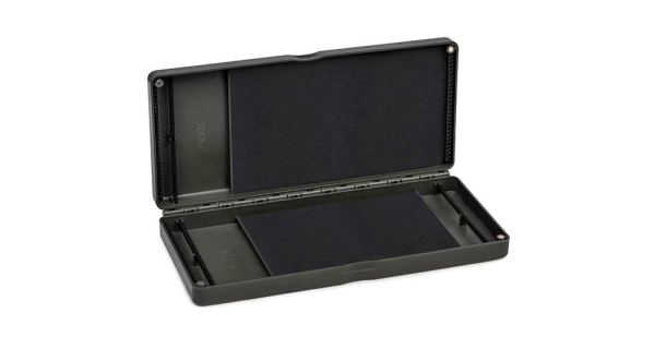 FOX - Krabička Edges Rig Box Inc 50 Pins Medium